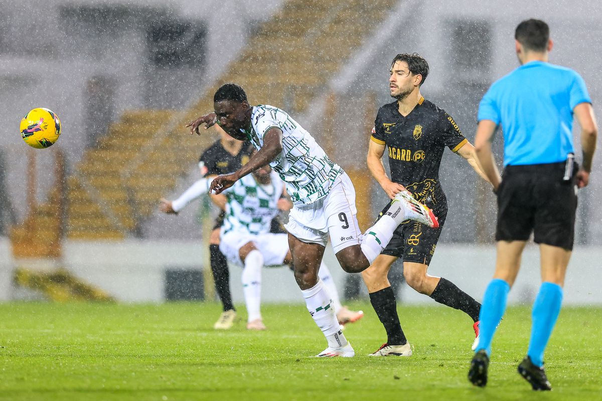 Moreirense-Farrance, 0-0 Chuva forte no futebol menor (Crónica)