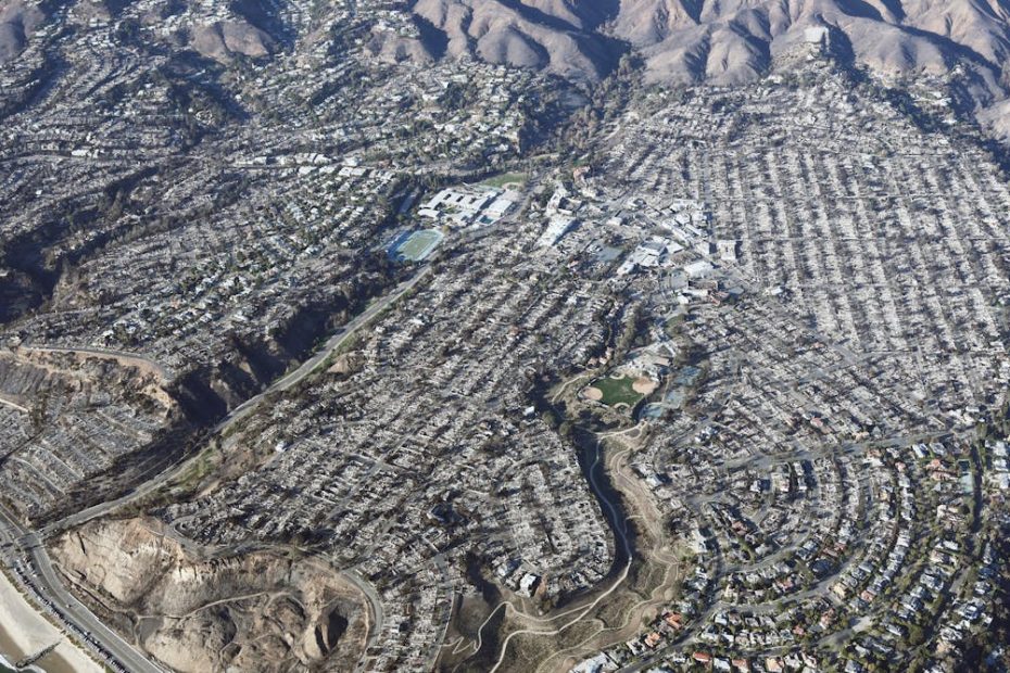 National, nonpartisan study of Los Angeles fires could improve planning for future disasters