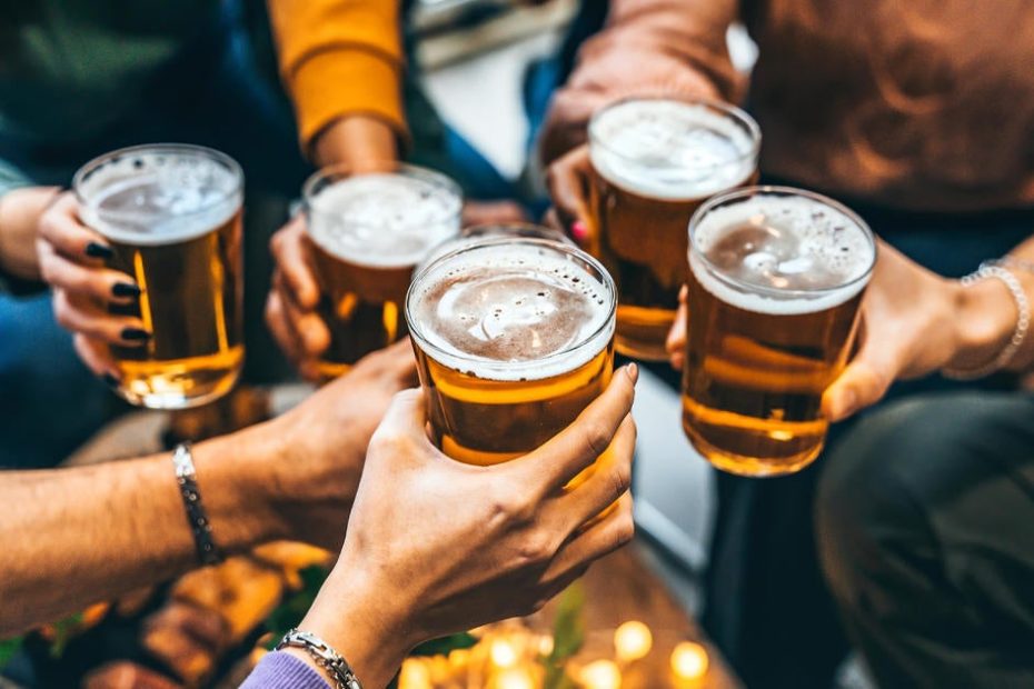 New federal review concludes drinking more than 1 drink a day increases risk of death
