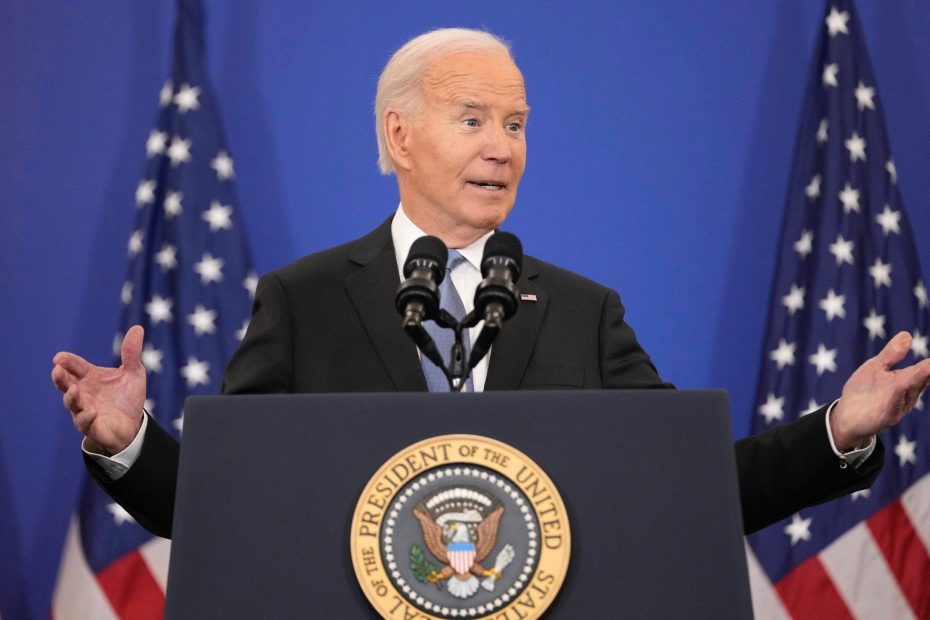 New poll shows Biden's approval rating still deeply negative as he leaves office
