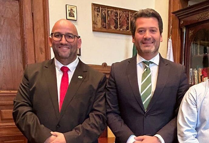 No caso da bolsa escolar de Miguel Arruda, que tipo de GUI ela tem?