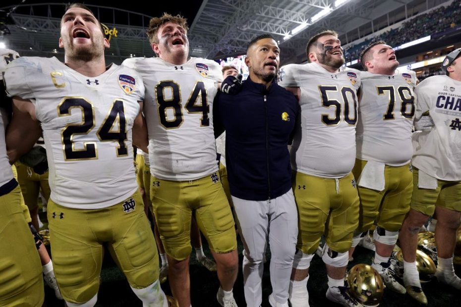 Notre Dame AD says Irish prefer independence in new CFP