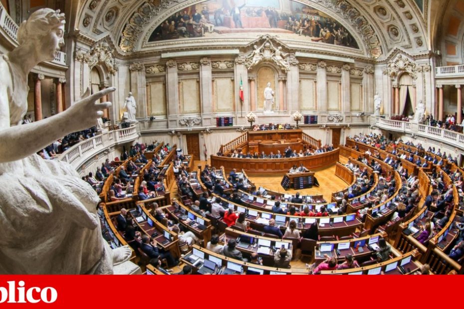 Novo texto atualiza freguesias retomadas pela Câmara de sexta-feira para 303 |