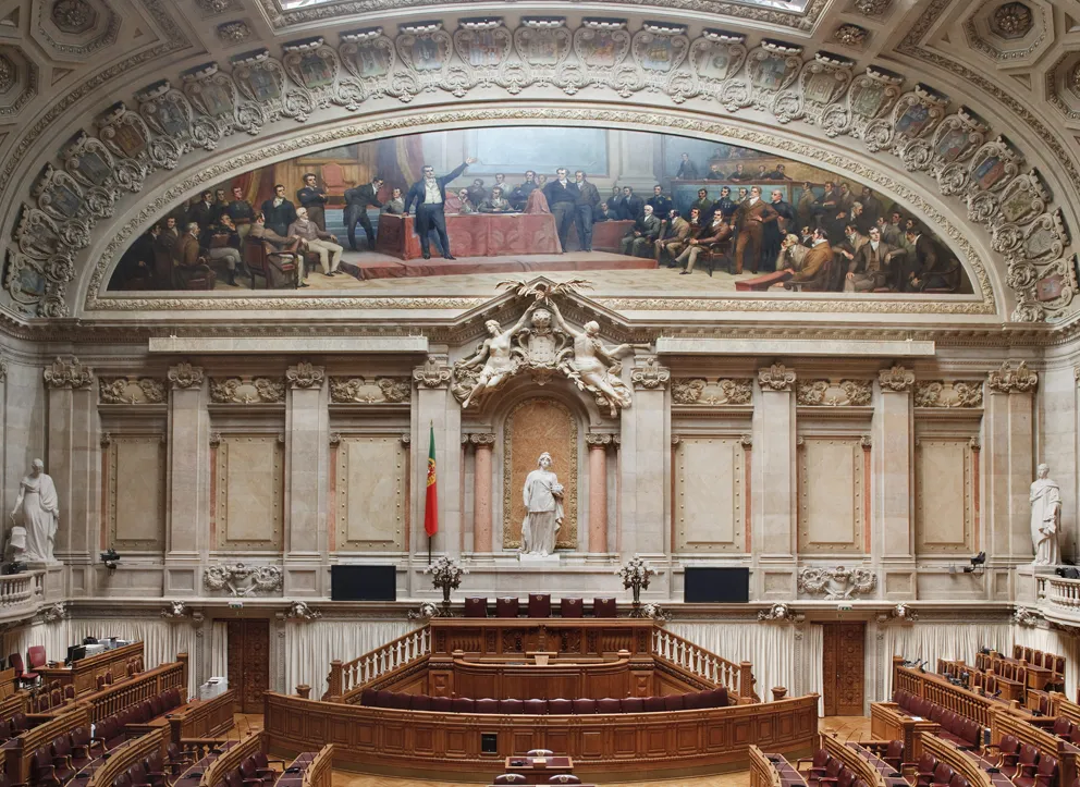 Novo texto atualiza para 303 o número de dioceses restauradas pelo concílio de sexta-feira
