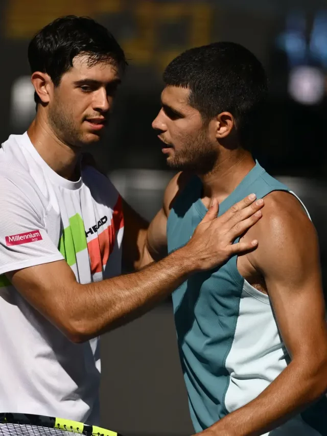 Nuno Borges tenta resistir, mas Carlos Alcaraz, eliminado do Open da Austrália, não tem piedade