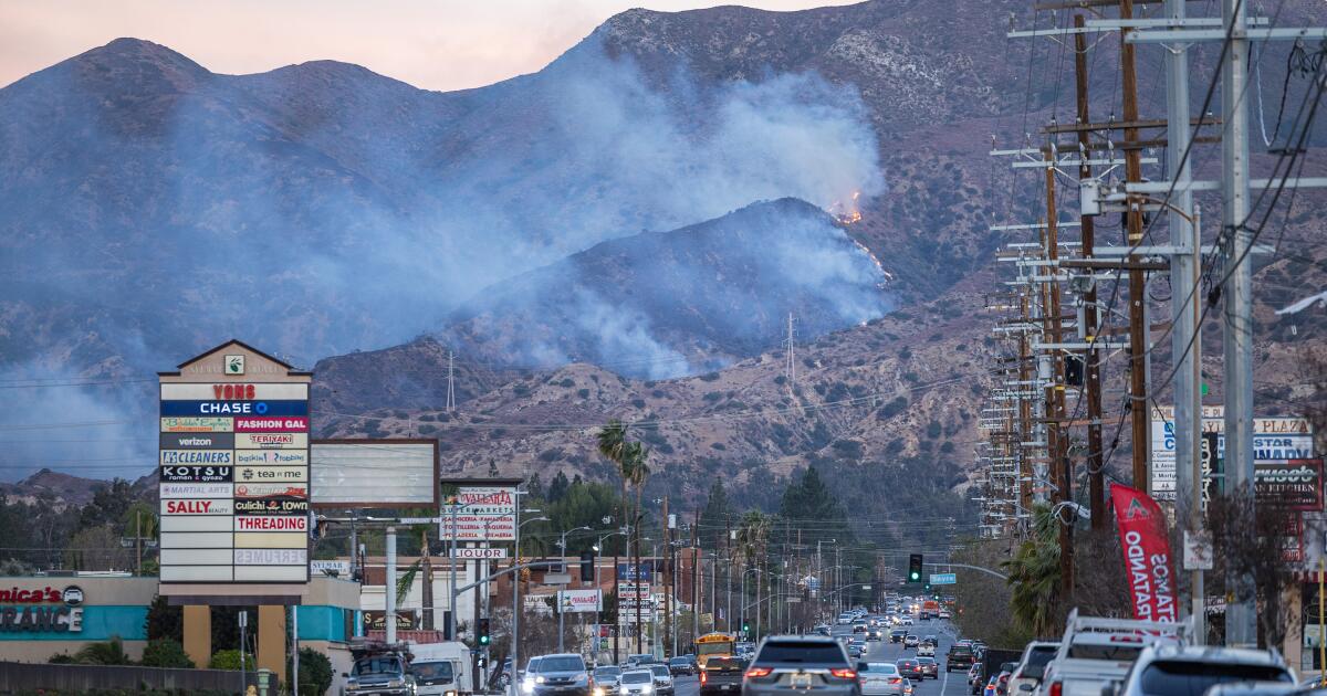 Officials investigating whether SCE equipment caused Hurst fire
