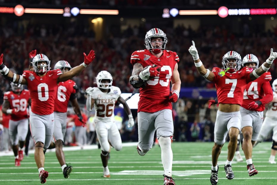 Ohio State and Notre Dame battle for college football title: NPR