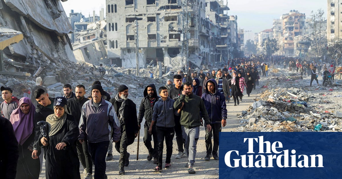 Palestinians begin search for missing people in Gaza as they return to destroyed homes | Gaza