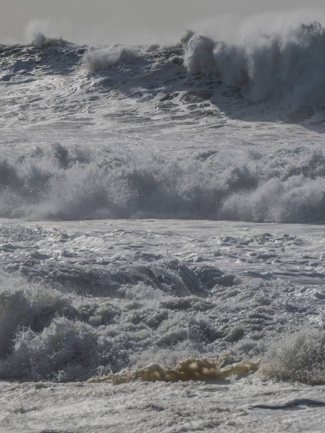 Portugal emite avisos de chuva e tsunami até quarta-feira