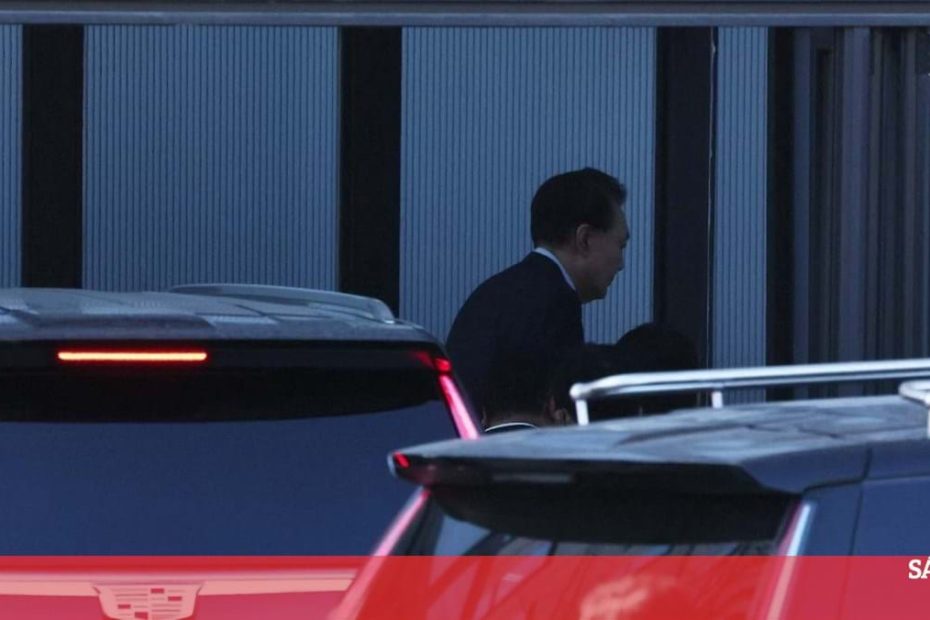 Presidente deposto da Coreia do Sul é detido - Mundo