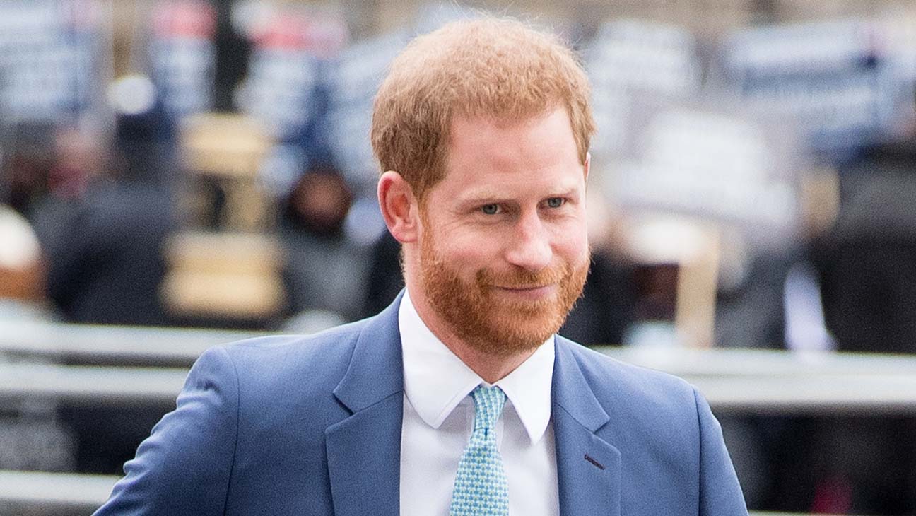 Prince Harry settles Murdoch tabloid privacy case