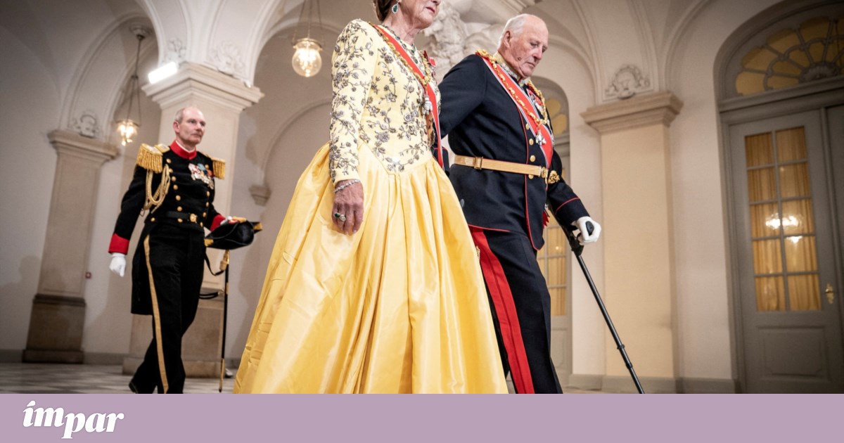 Rainha Sonia da Noruega 'tudo bem' para monarquia após cirurgia de marca-passo
