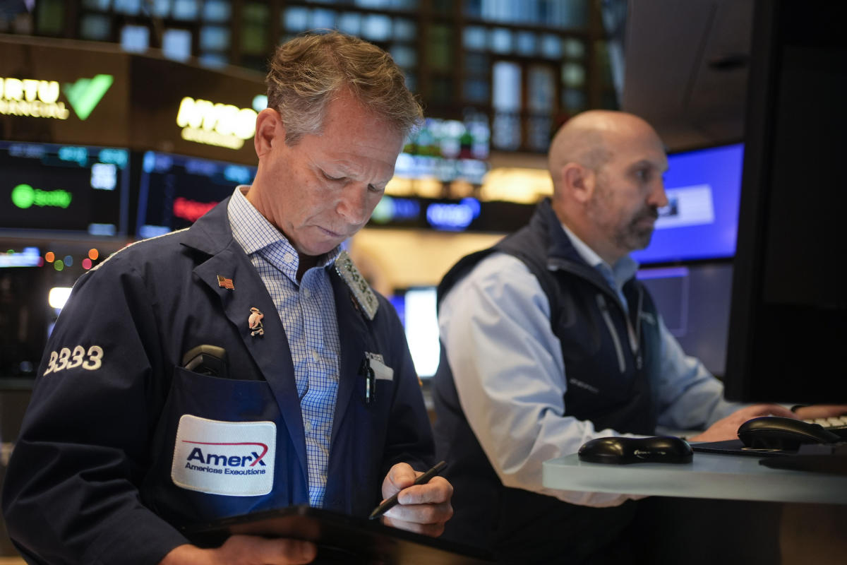 S&P 500 has best week since November election: Market wrap-up