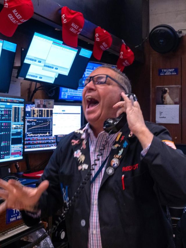 S&P 500 nears all-time high as traders see strong earnings results