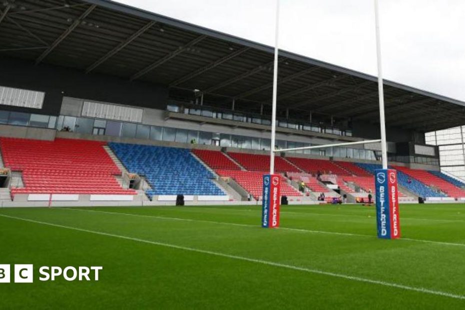 Salford Red Devils: RFL orders Premier League club to sell players
