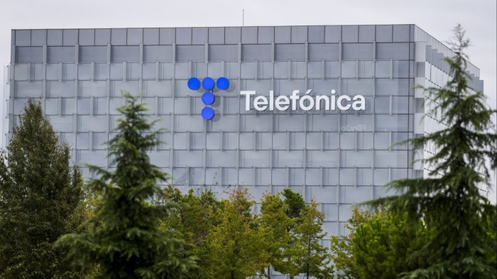 Saudi stake triggers reshuffle, Telefonica ousts chairman