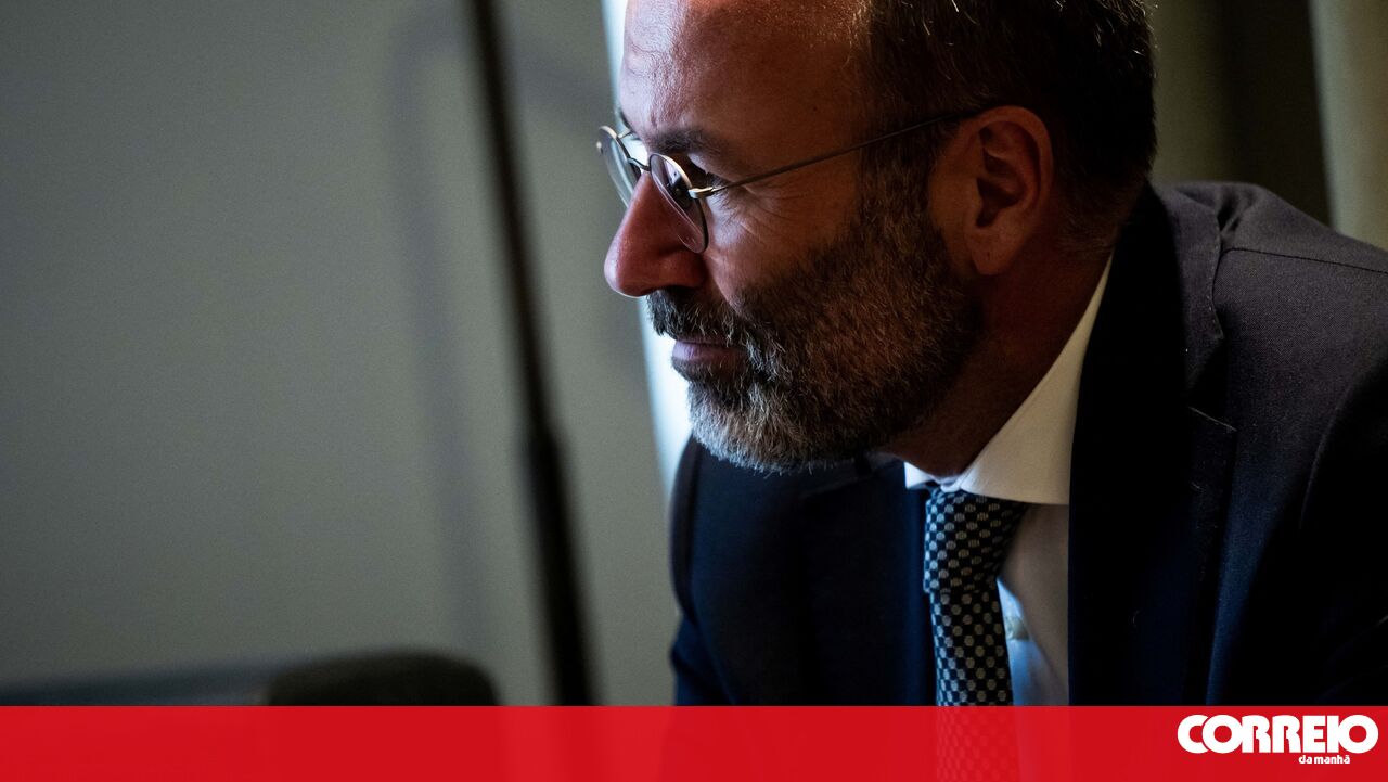 Se os EUA quiserem assinar acordo com a UE, o chefe do PPE pede a Trump que o respeite