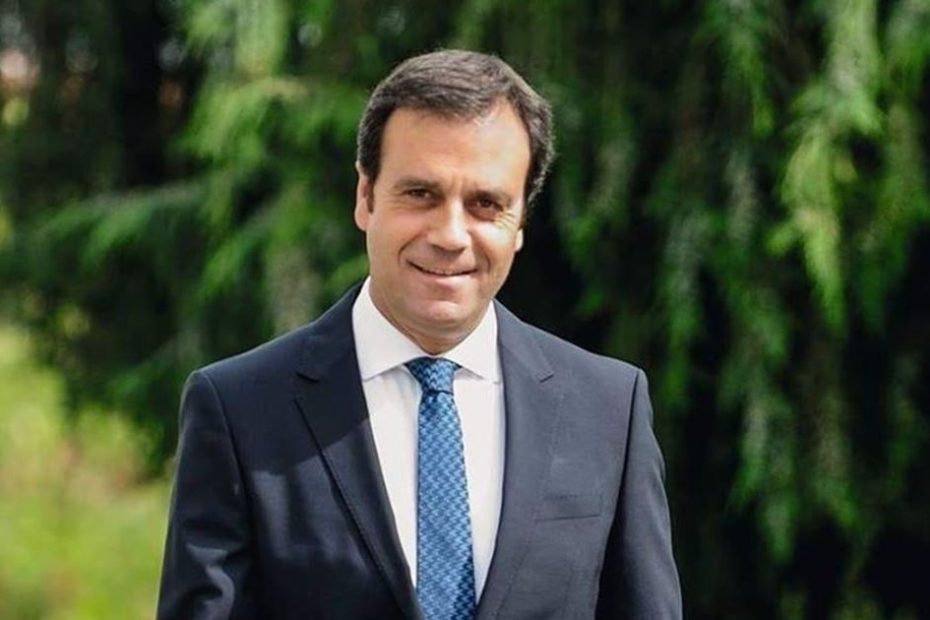 Secretário de Estado Hernani Dias foi resignado