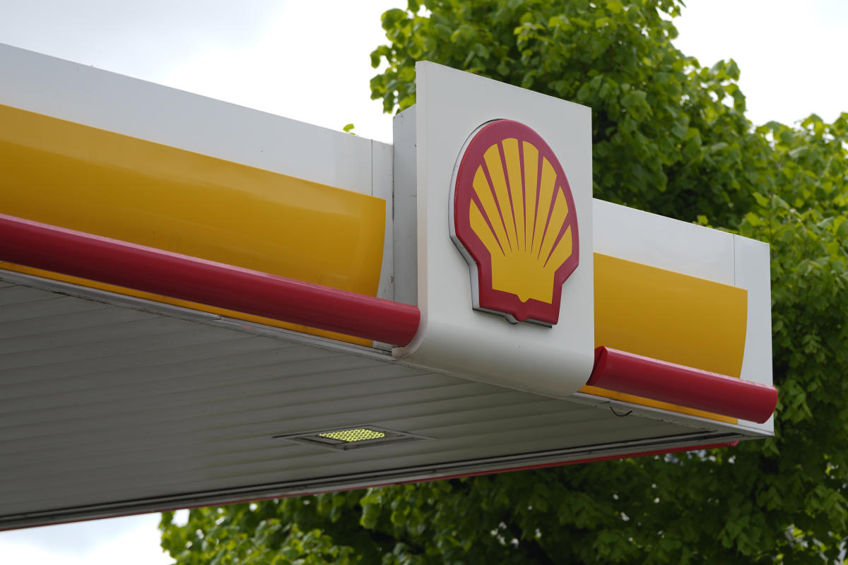 Shell is still reviewing moving away from London, but there is no on -site discussion