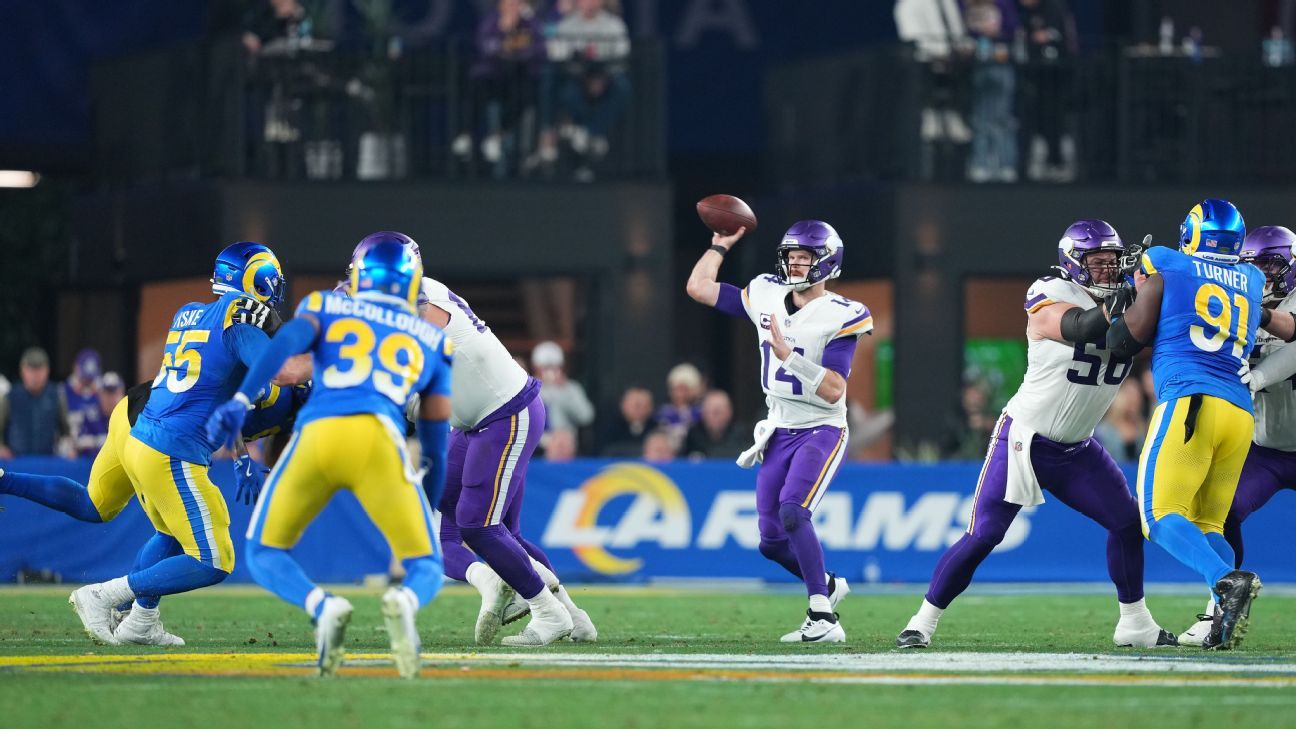 Should the NFL change its playoff format? Six potential options