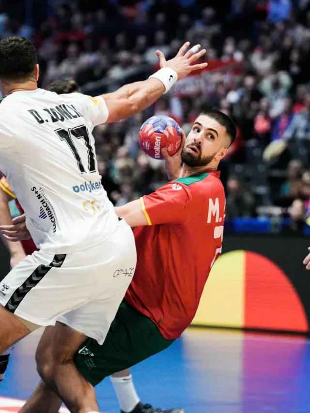 Só que o que aconteceu antes do jogo foi inesperado, não a estreia de Portugal no Mundial de Andebol contra os Estados Unidos
