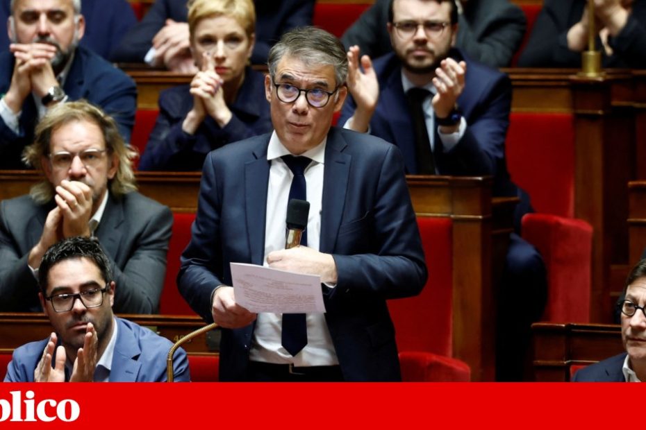 Socialistas franceses ameaçam apoiar nova moção de condenação contra o governo de Berou França
