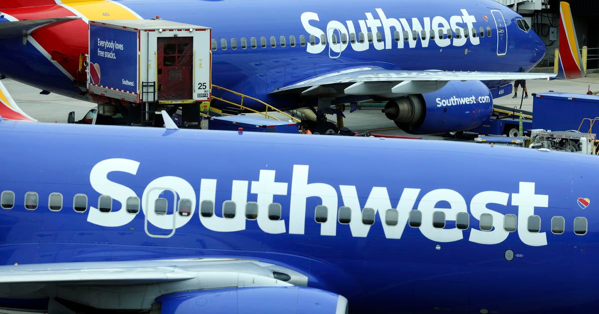 Southwest Airlines pilot removed from cockpit, booked for DUI