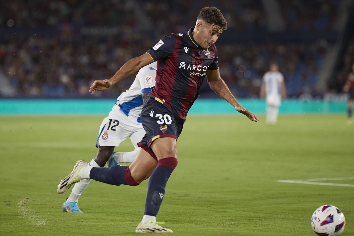 Sporting CP pronto para atacar Andrés Garcia com o Levante