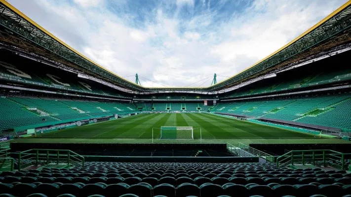 Sporting Lisboa ficou longe de Benfica e Porto na primeira metade da temporada devido a lesões