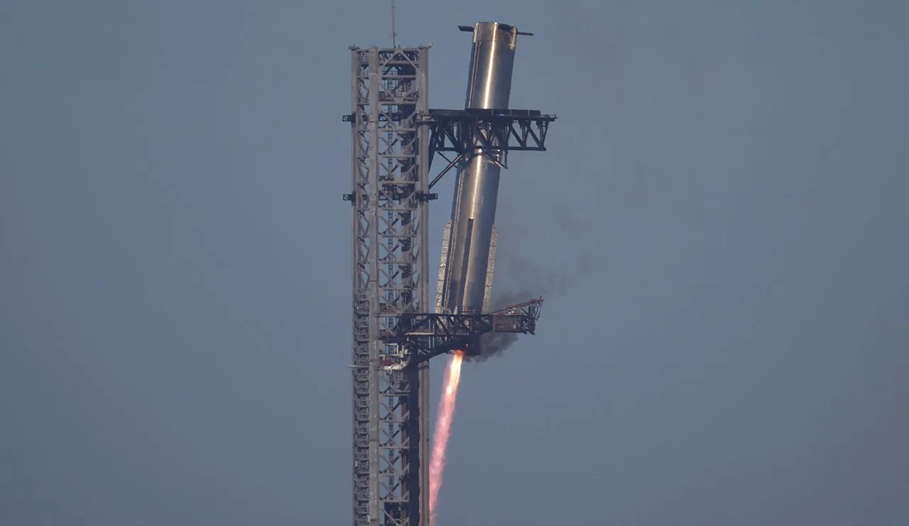 Starship upper level crashes on seventh test flight