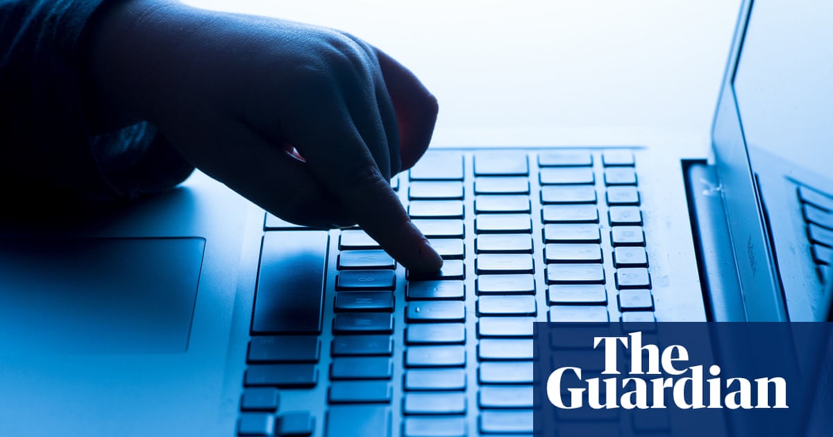 Talk about extreme online violence with young people: parents' suggestions | Child protection