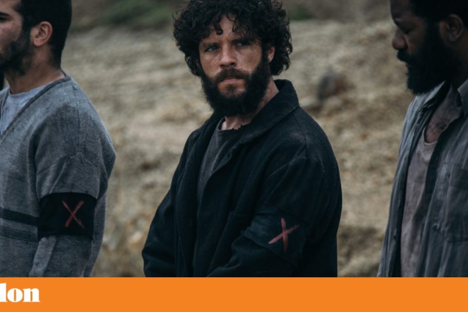 Terça TV: Pátria, seita e racismo em campo TV |