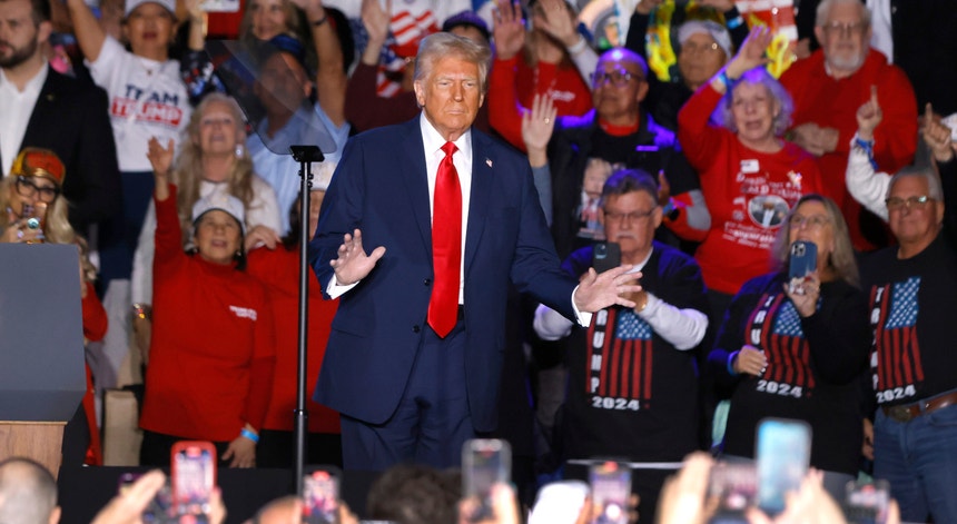 Território “limpo”. Trump defende evacuação de palestinos da Faixa de Gaza