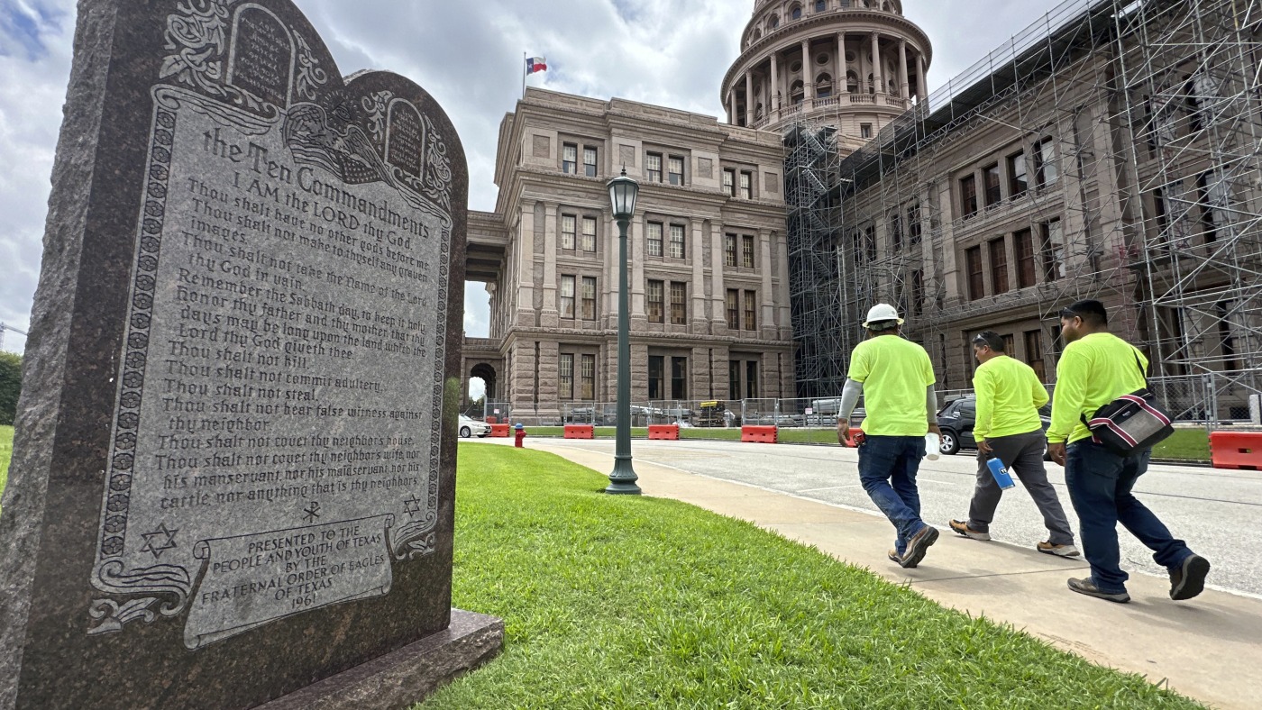 Texas could join Louisiana in enacting law requiring Ten Commandments to be followed in classrooms: NPR