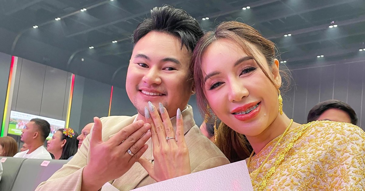 Thailand holds celebrations and mass weddings after same-sex marriage law takes effect