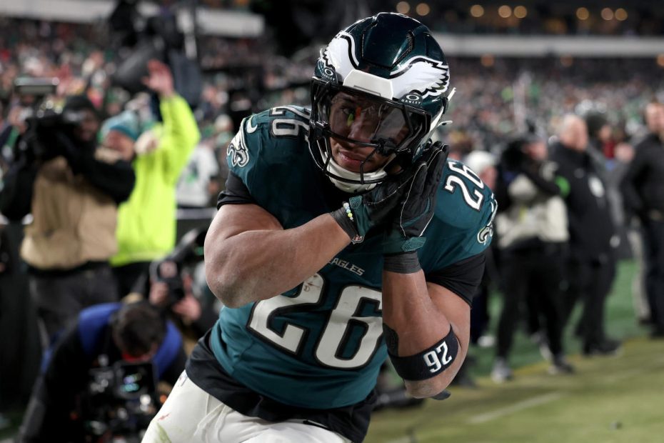 The Eagle Team won most of the points in the championship of the commander and returned to the super bowl after returning most points