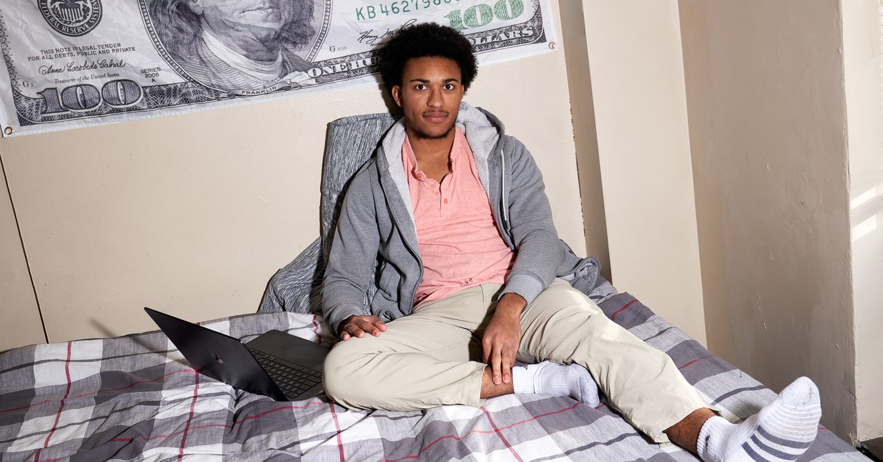 The surprising burnout of solar panel salesmen