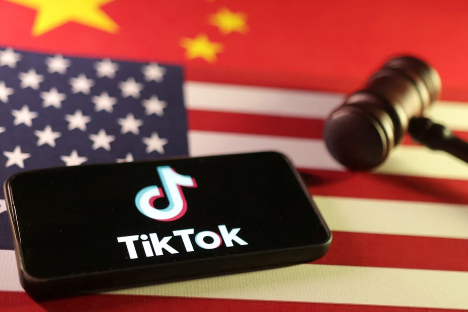 TikTok faces U.S. ban, China’s RedNote tops Apple App Store list