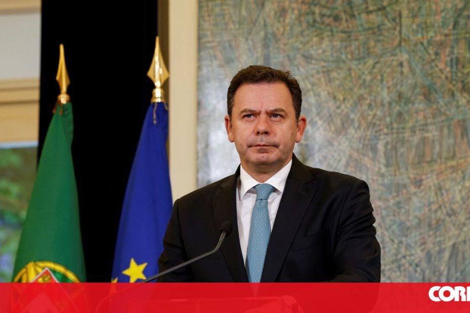 Todos os partidos escaparam da intenção de votar, e não há políticas de dano controvérsia