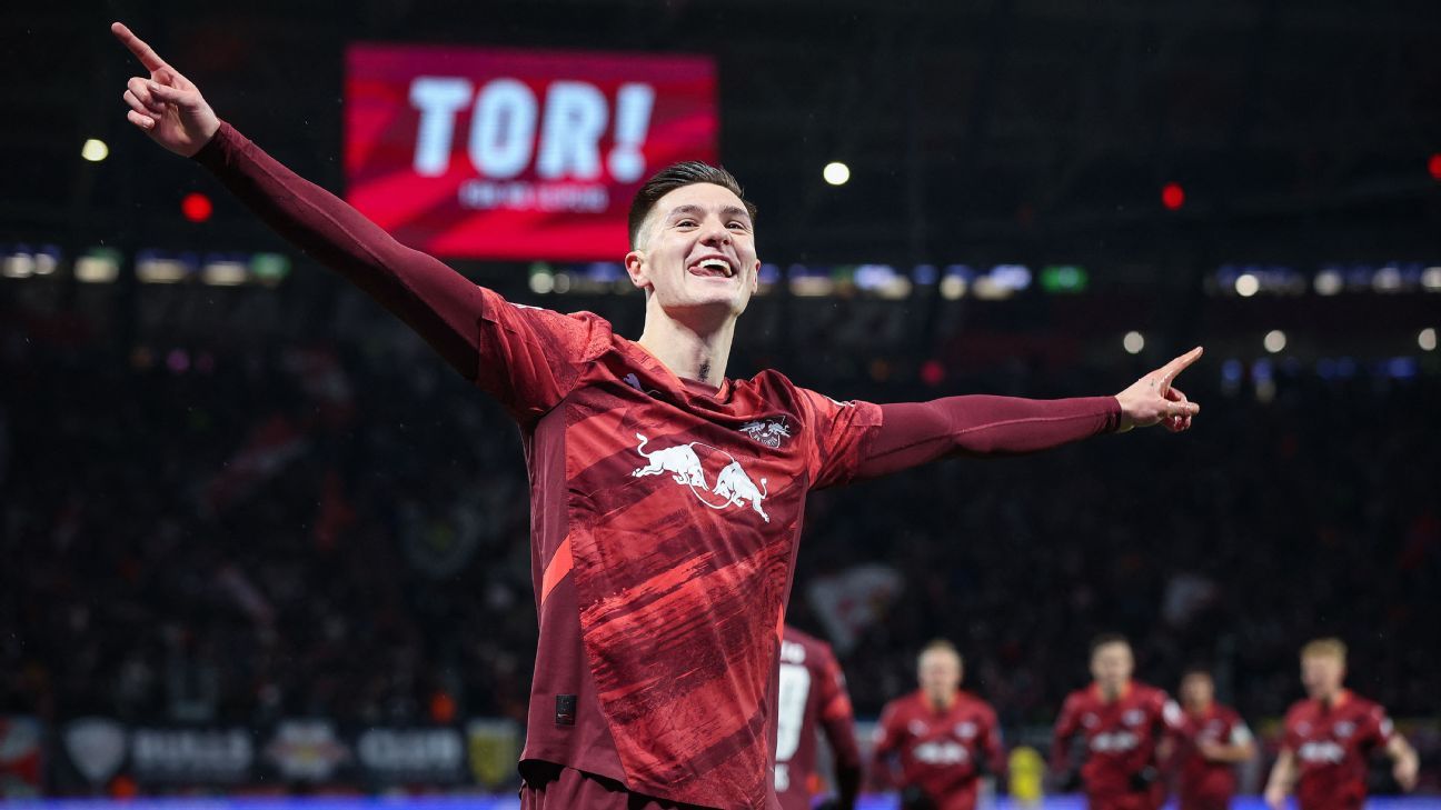 Transfer rumours, news: Arsenal ready to make bid for Sesco