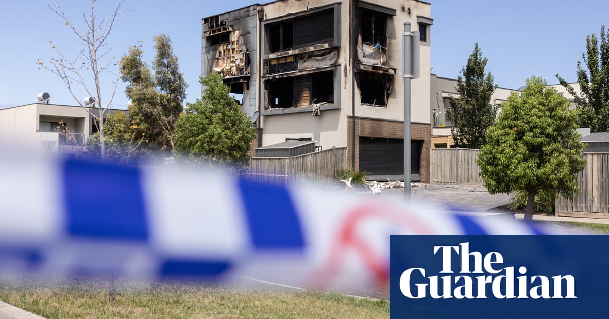 Tributes paid to Melbourne 'star' burlesque performer killed in arson attack Melbourne
