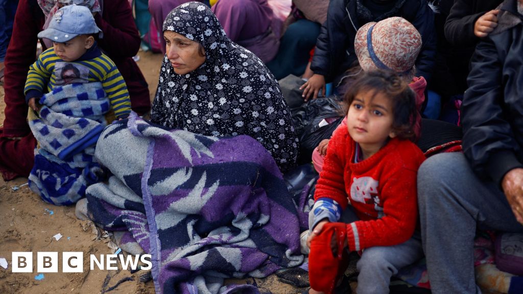 Trump hopes that Egypt and Jordan will attract Palestinians