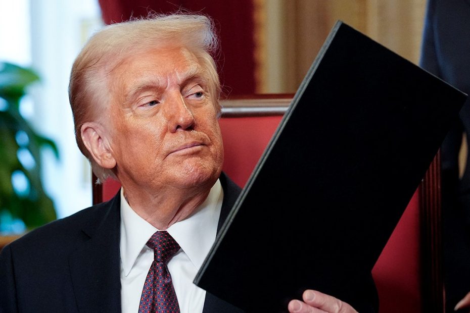 Trump orders US to withdraw from World Health Organization