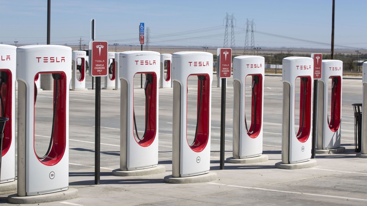Trump targets EV charging funding program to benefit Tesla