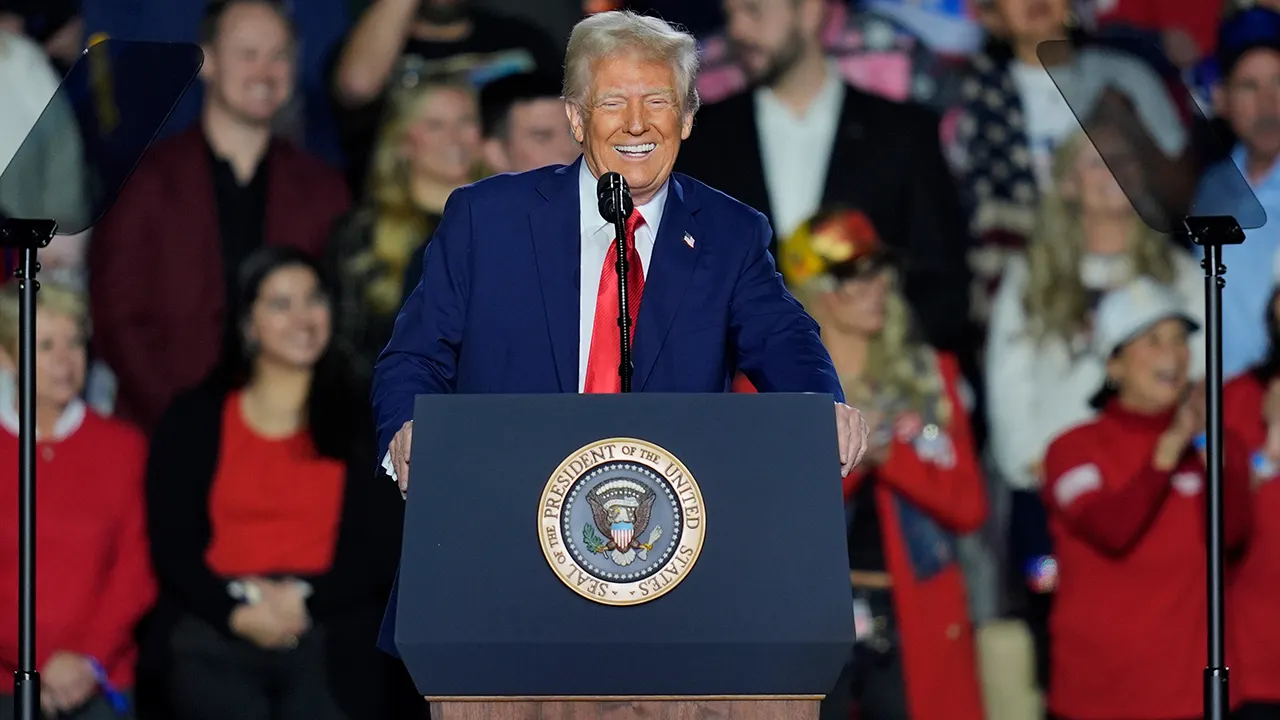 Trump waves to destroy IRS, moves gun-toting agents to border