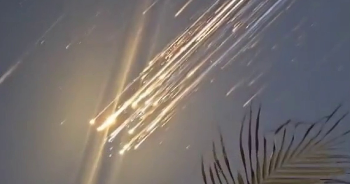 Video on social media shows fragments of starlight streaming across the sky