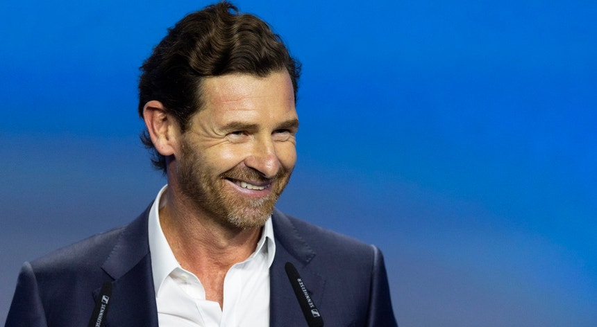 Villas-Boas confirma que o Porto está em negociações sobre o técnico Martin Anselmi