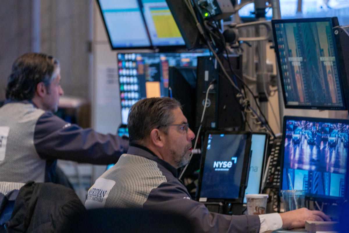 Waller comments boost bonds, stock gains stall: Market wrap-up