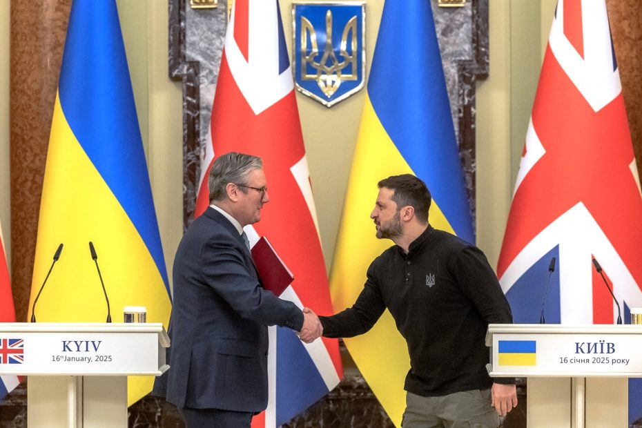 What did Britain promise Ukraine in Starmer's 100-Year Deal? |Russia-Ukraine War News