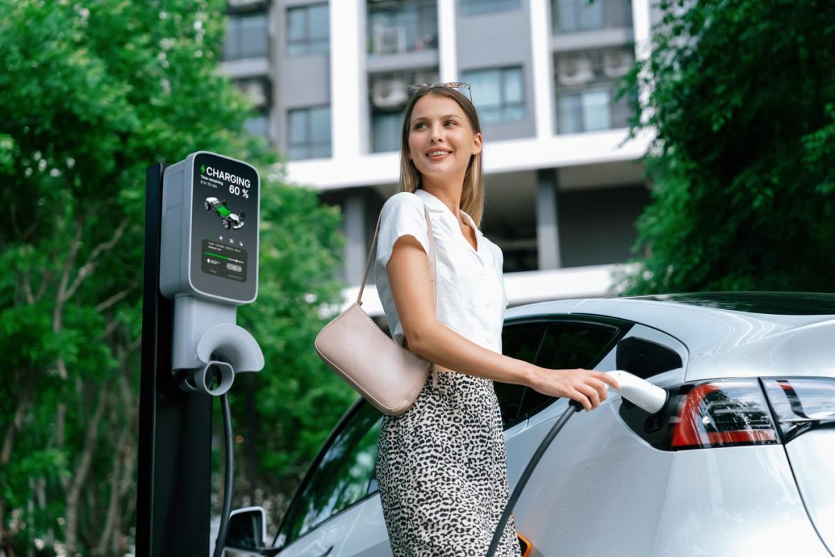 Which electric car stock is better to own in 2025?